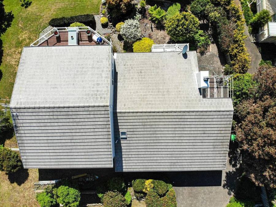Weathered shingle tile, uniform grey again before