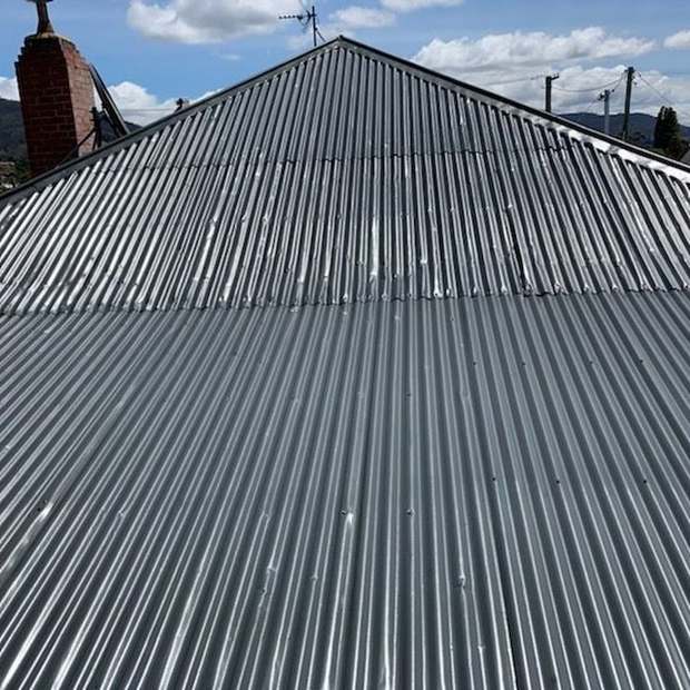 Corrugated iron roof finished in charcoal